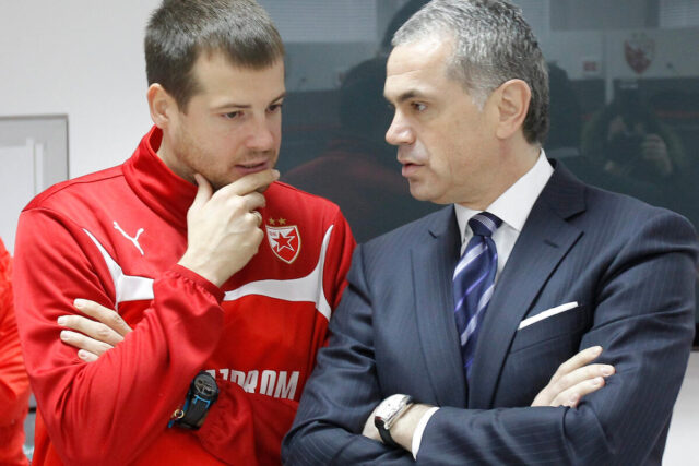Nenad-Lalatovic-pred-dolazak-Crvene-zvezde-u-Novi-Pazar.jpg Nenad Lalatović pred dolazak Crvene zvezde u Novi Pazar