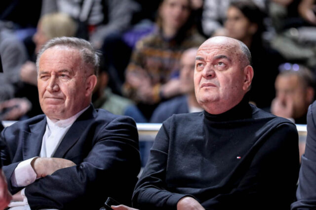 Poznato-zdravstveno-stanje-legendarnog-Duska-Vujosevica.jpg Poznato zdravstveno stanje legendarnog Duška Vujoševića