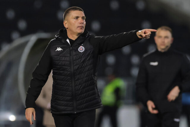 "Frustrirani smo... Tri utakmice ne možemo da damo gol sa igračem više"