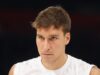 BOGDAN PODESIO NIŠAN: Kao od šale, pet trojki za 16 minuta BOGDAN PODESIO NIŠAN: Kao od šale, pet trojki za 16 minuta