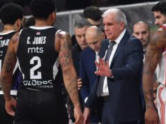 ŽELJKO POMOĆNIK OTKRIO: „U Partizanu nismo mogli da NATERAMO IGRAČE DA IGRAJU ŽELJKO POMOĆNIK OTKRIO: "U Partizanu nismo mogli da NATERAMO IGRAČE DA IGRAJU